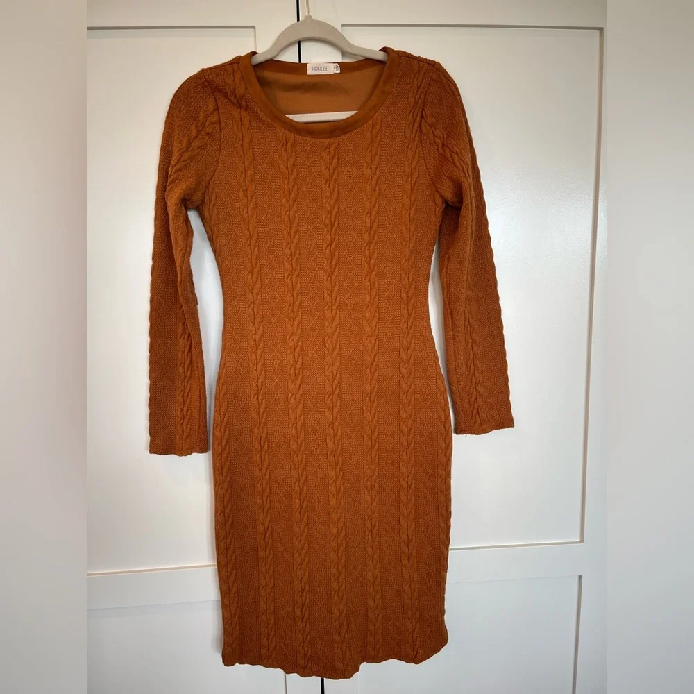 Roolee Rust Orange Cable Knit Sweater Dress Long Sleeve | Small